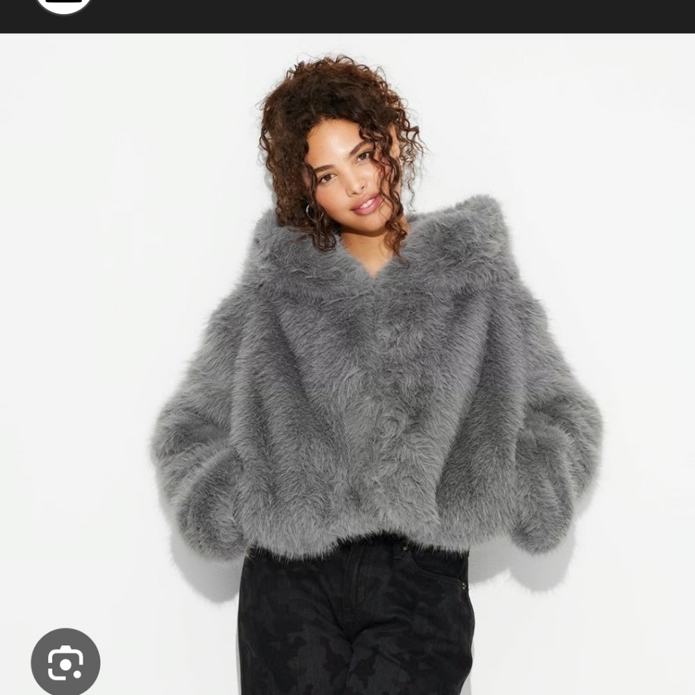 Wild Fable Gray Faux Fur Hoodie Jacket..NWT. Gorgeous - Picture 7 of 7